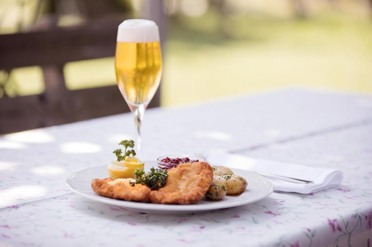 Landhof Lazarus Hotel Mooskirchen Екстериор снимка